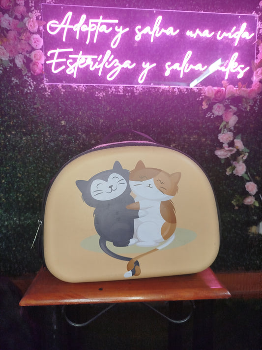 ¡El bolso urbano que tu compañero y a ti se les acomoda! 🐾🚶‍♂️